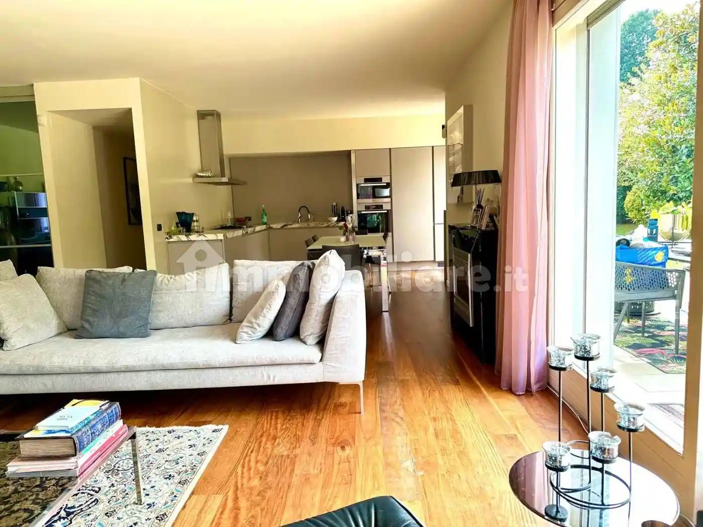 Quadrilocale via Gaetano Donizetti 27, Zona Industriale, Biassono - foto 2