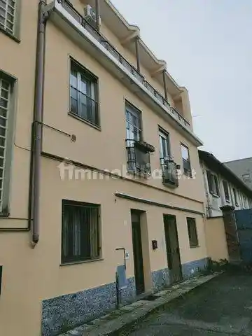 Appartamento in vendita a Buscate