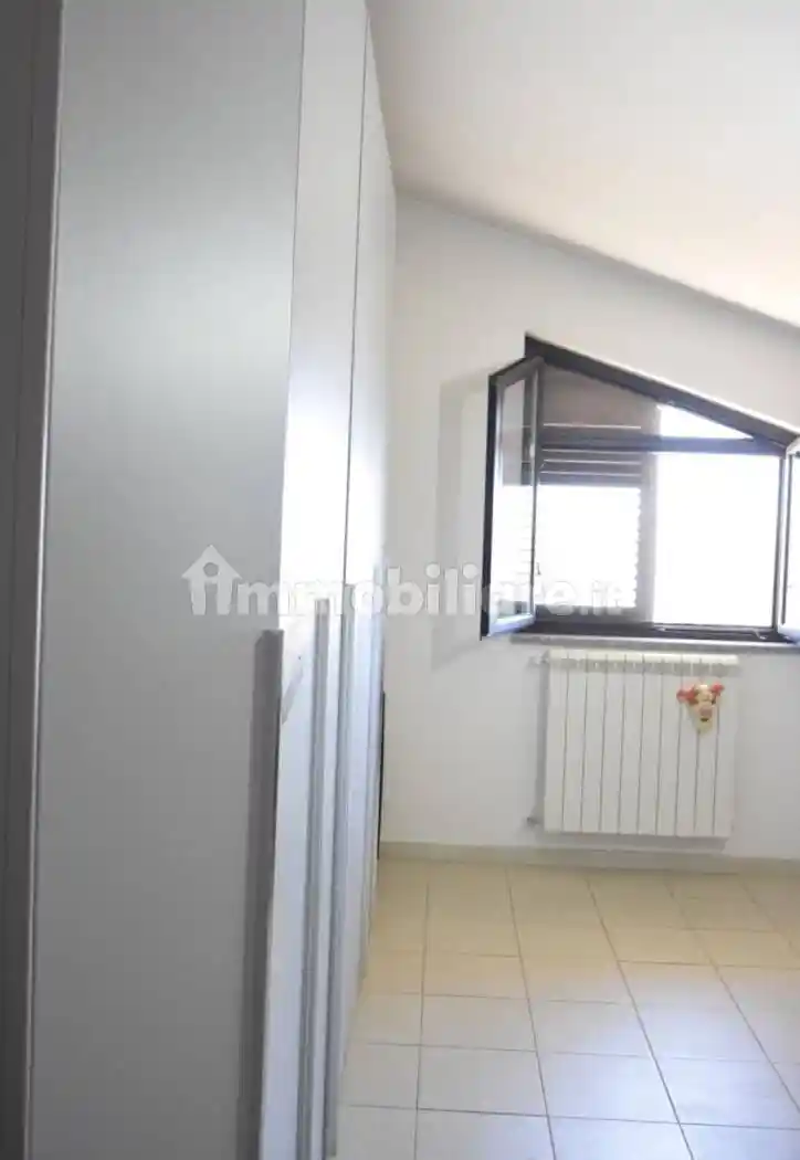 Trilocale via Peppino Bugnano, Centro, Siderno - foto 4