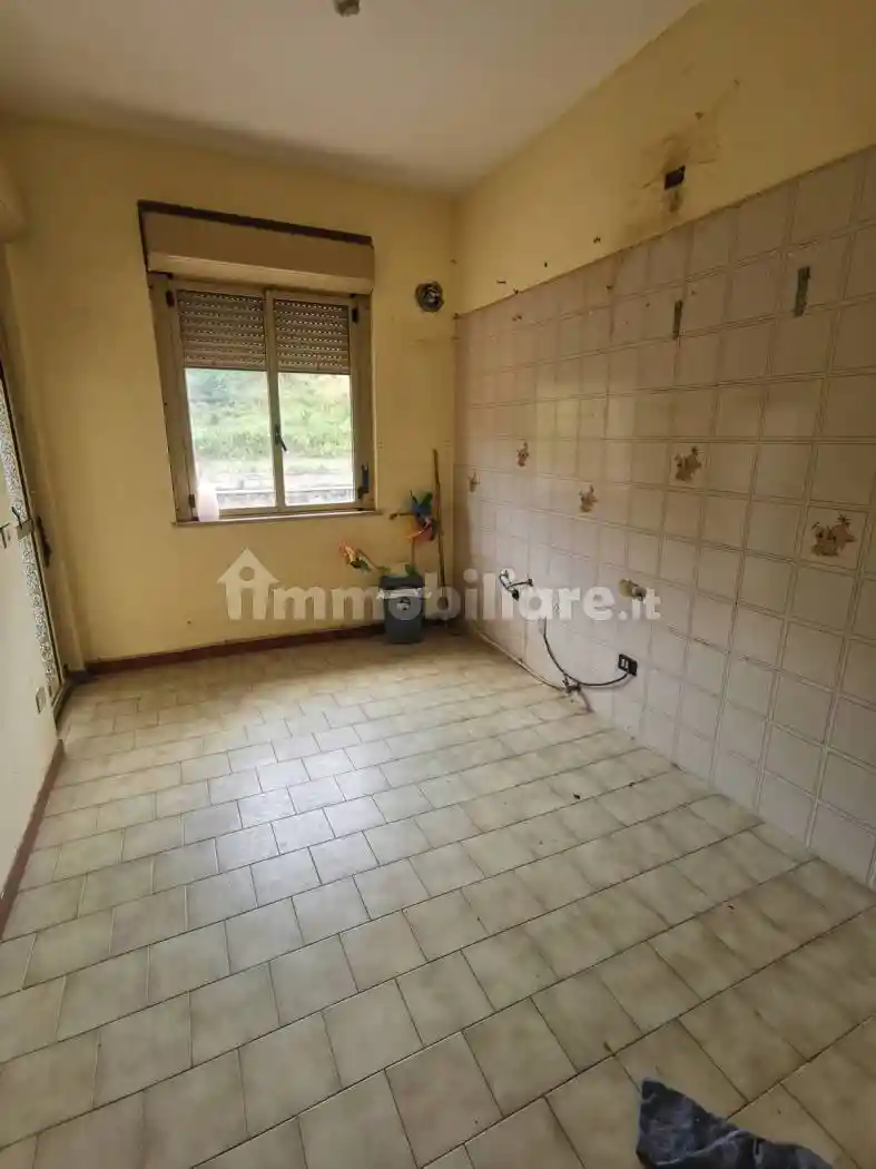 Quadrilocale via Monsignor Armando Fares, Santa Maria, Catanzaro - foto 5