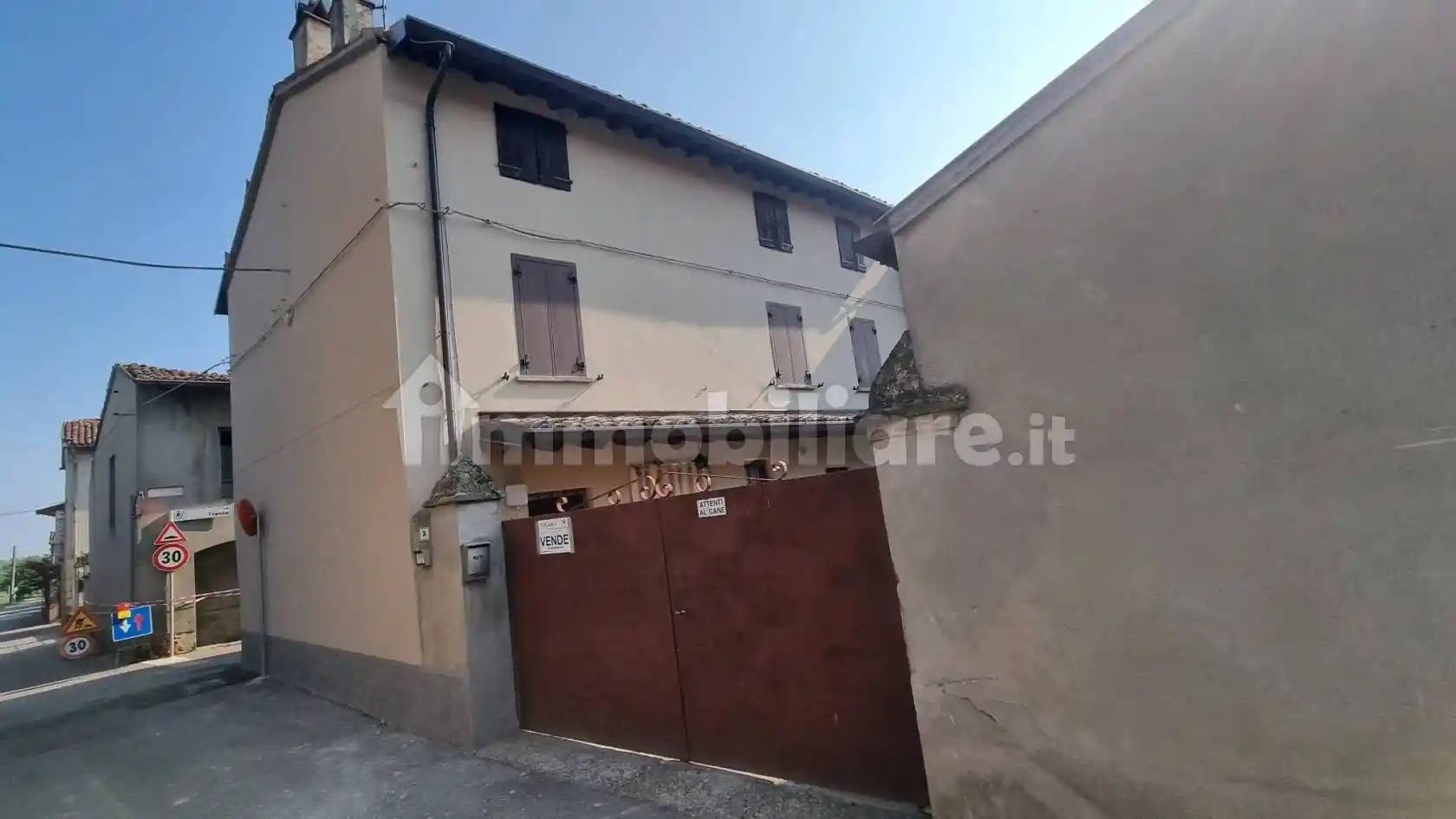 Terratetto unifamiliare via Giovanni Villa 26, Corte De' Cortesi, Corte de' Cortesi con Cignone - foto 3