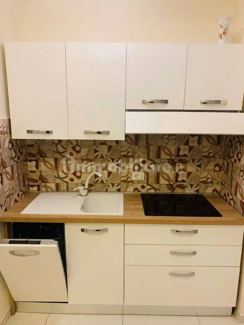 Bilocale piazza Giacomo Puccini 15, Lungomare, Viareggio - foto 3