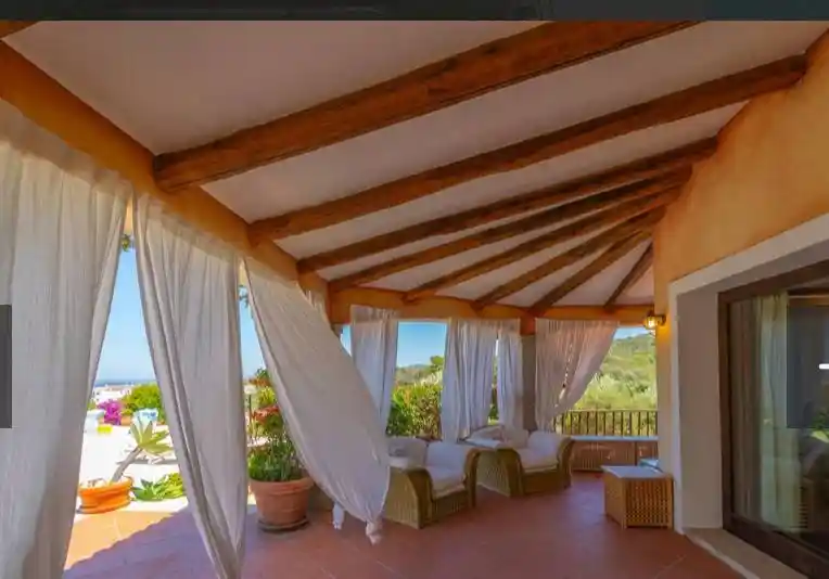 Villa in vendita a Olbia