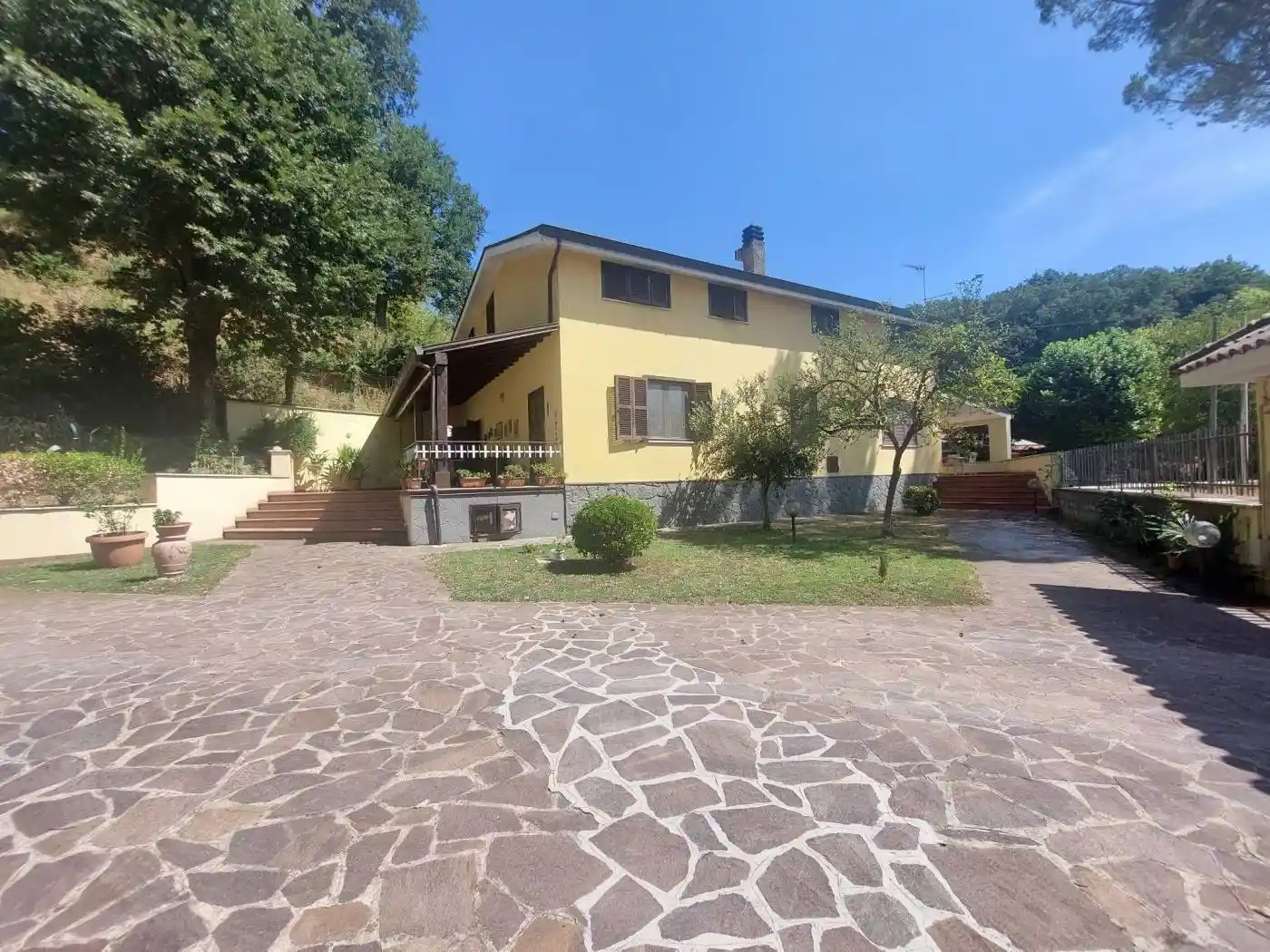 Villa in vendita a Valmontone