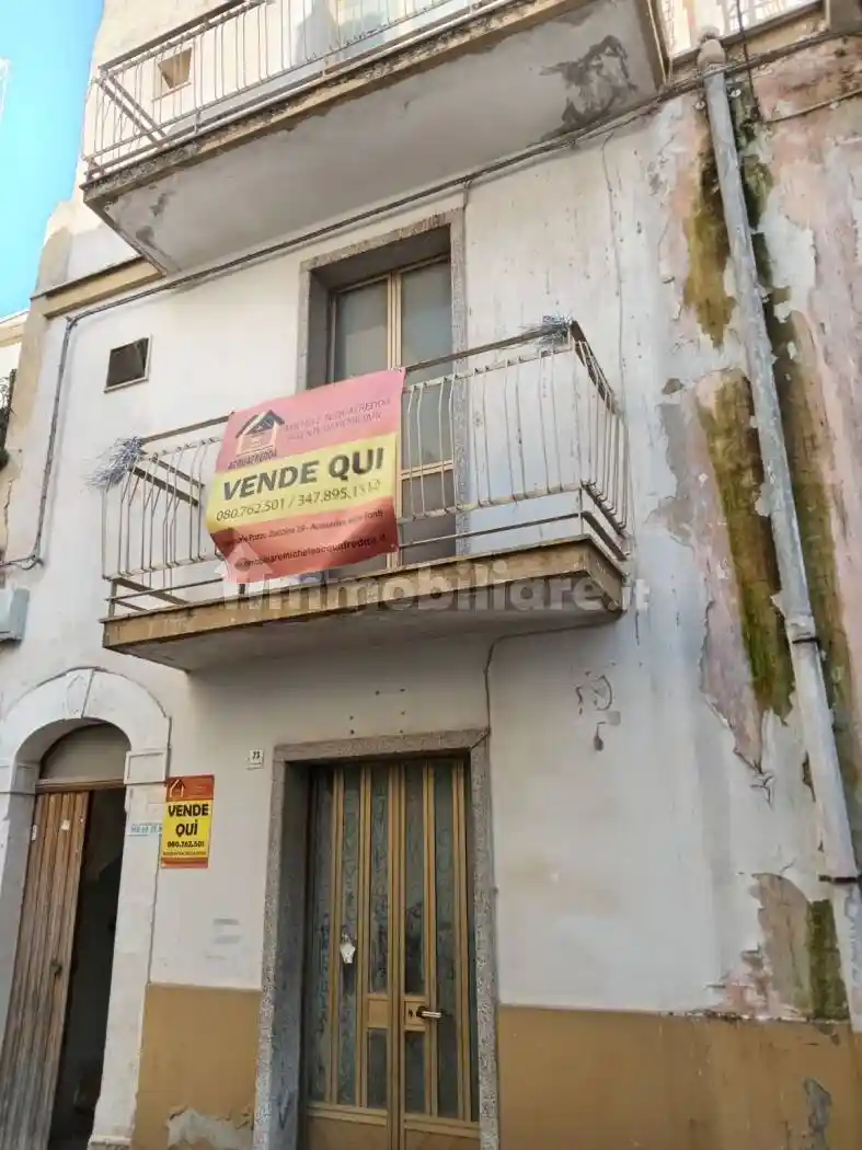 Casa indipendente in vendita a Acquaviva delle Fonti