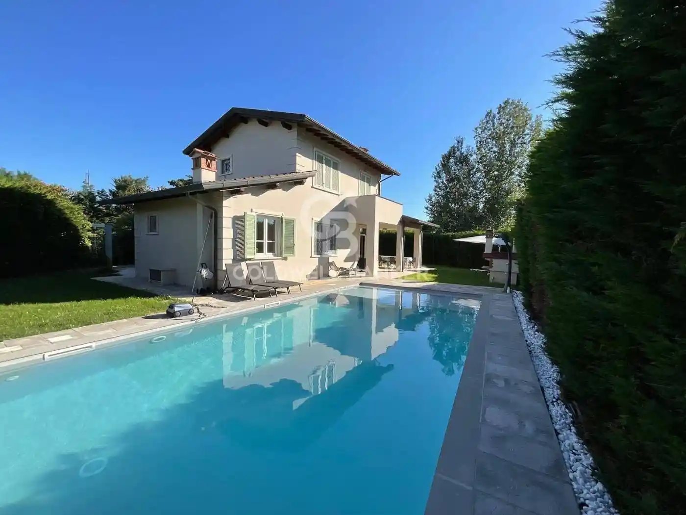 Villa in vendita a Pietrasanta