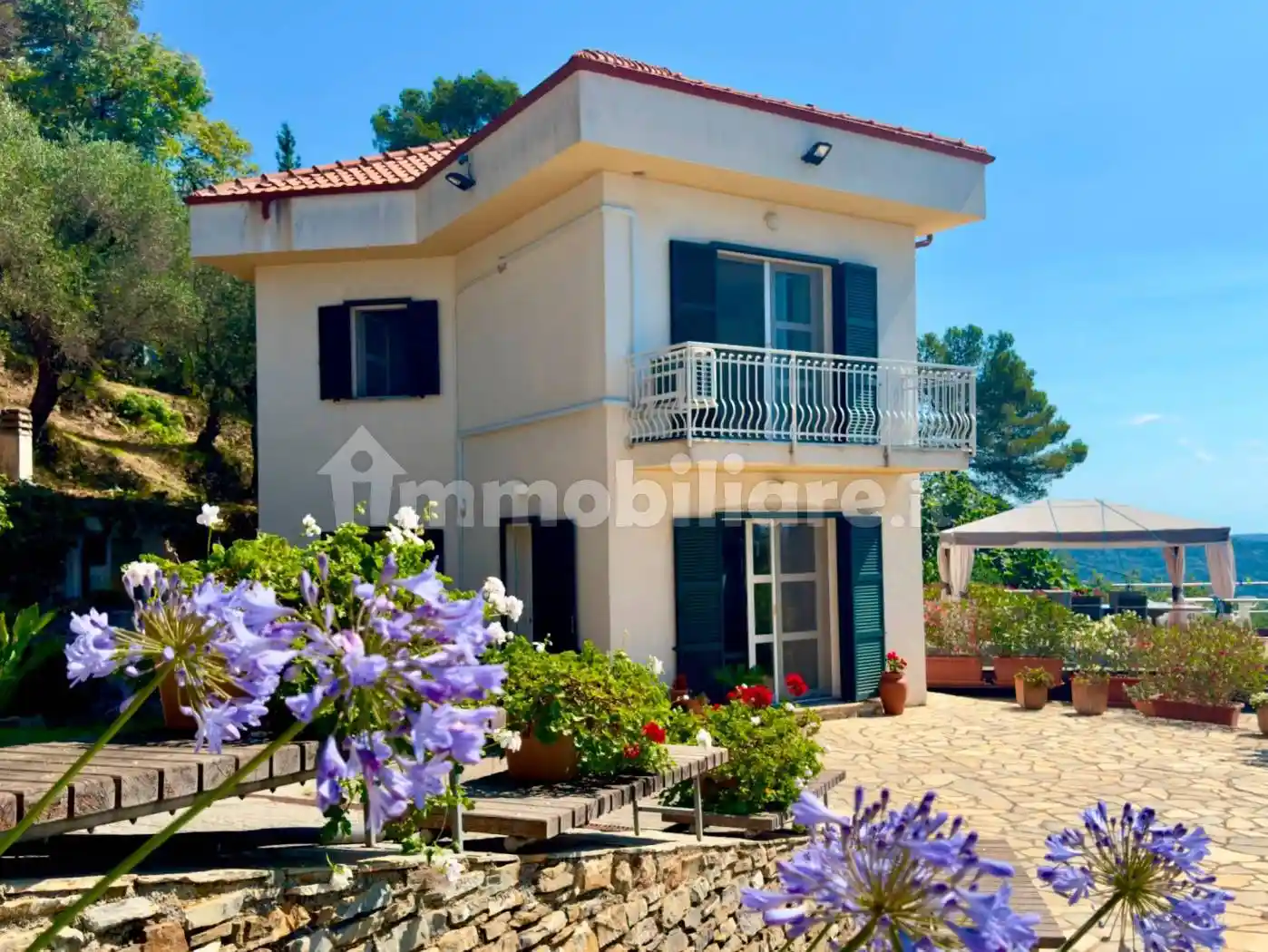 Villa in vendita a Diano Arentino