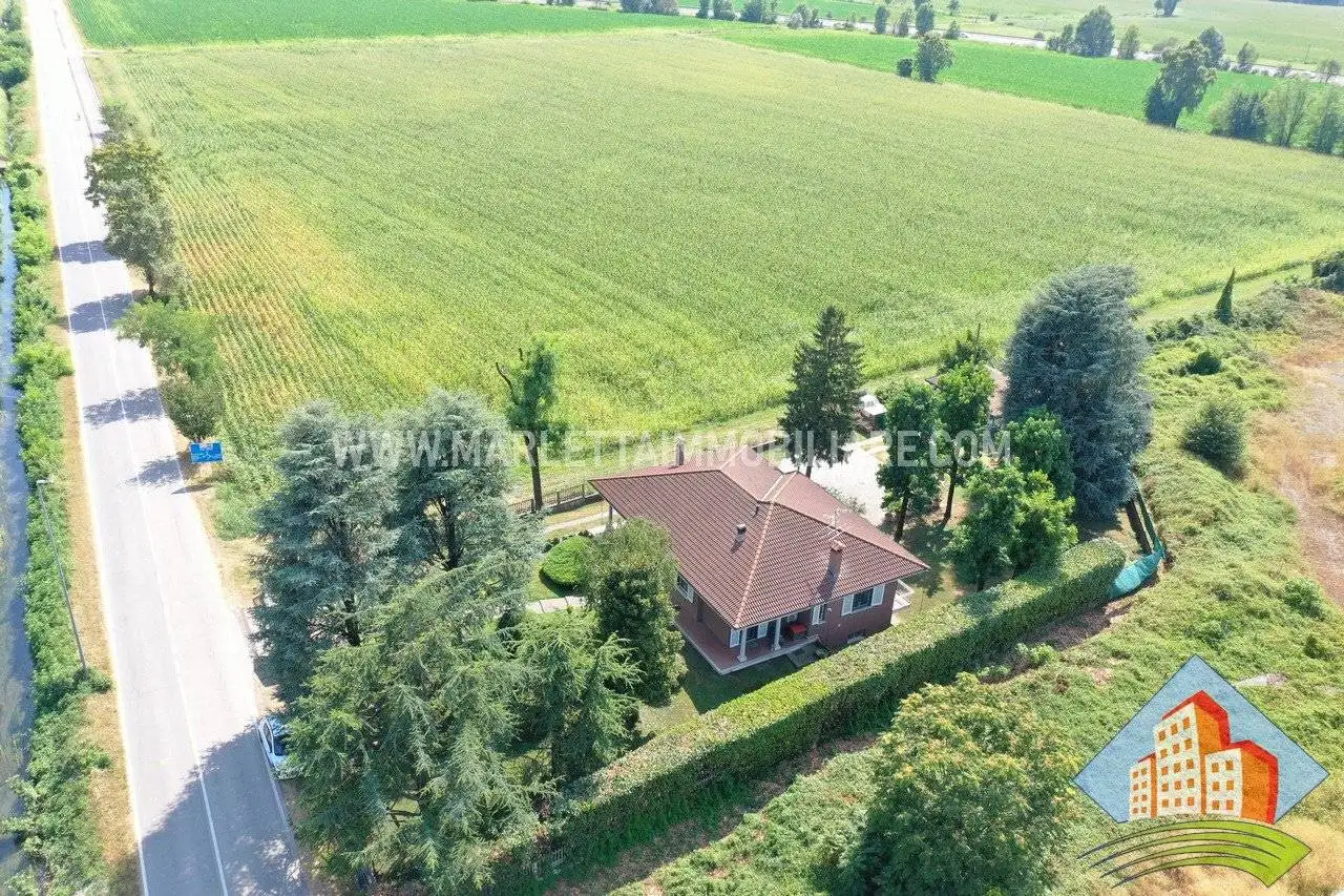 Villa unifamiliare, buono stato, 120 m², Castel Gabbiano - foto 3
