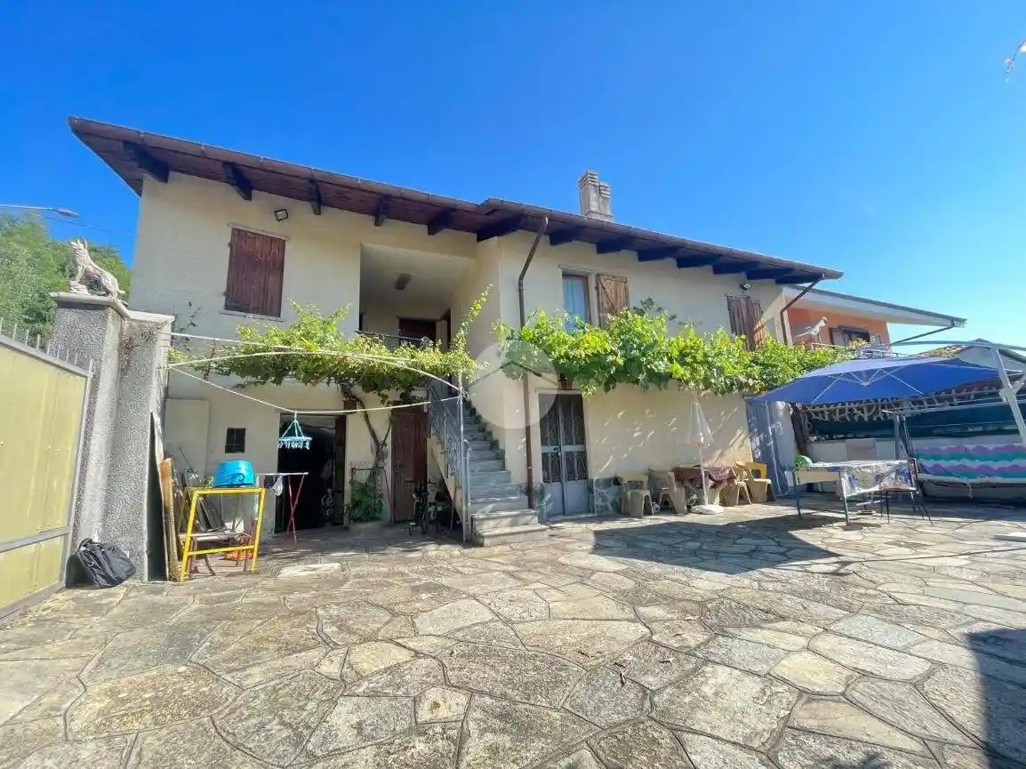 Villa in vendita a Valgioie
