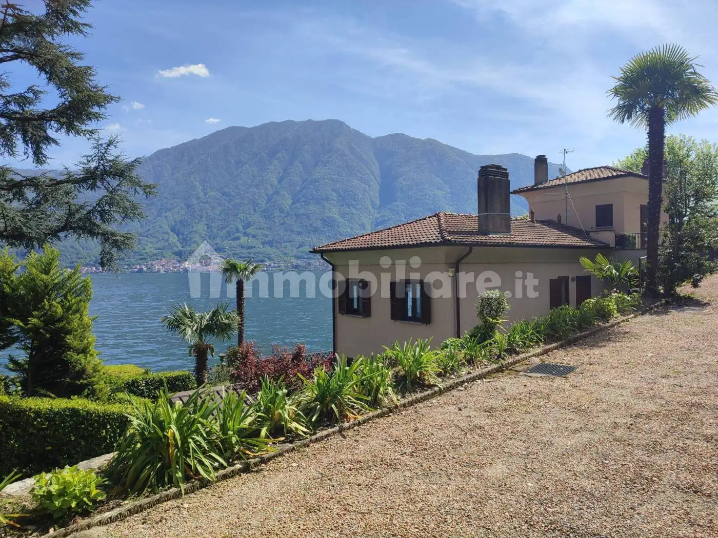 Villa in affitto a Sala Comacina