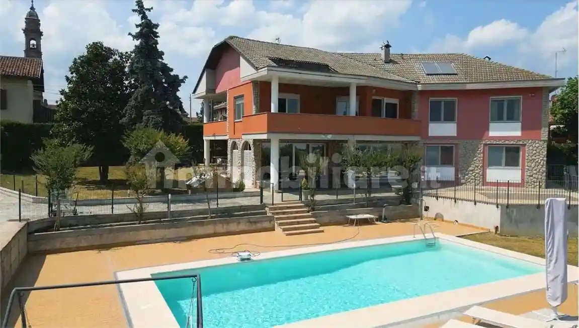 Villa in vendita a Buttigliera d'Asti