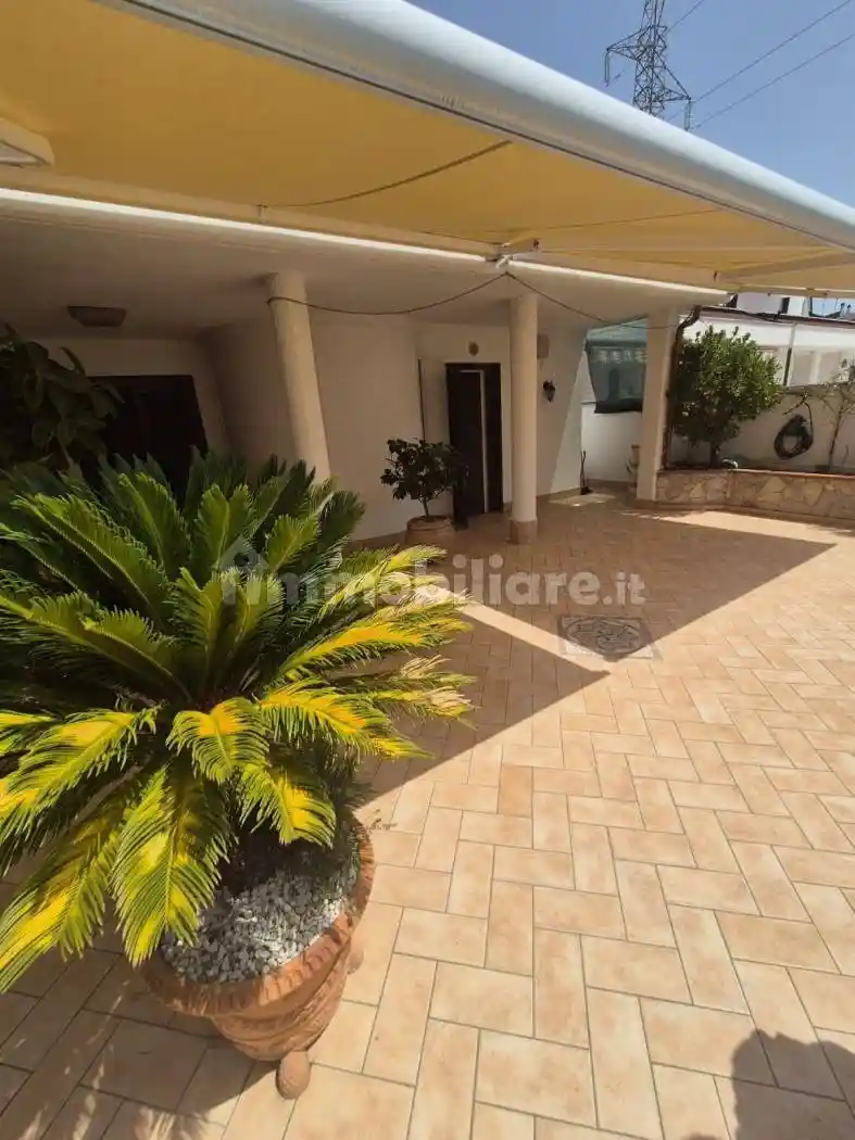 Villetta a schiera in vendita a Guidonia Montecelio