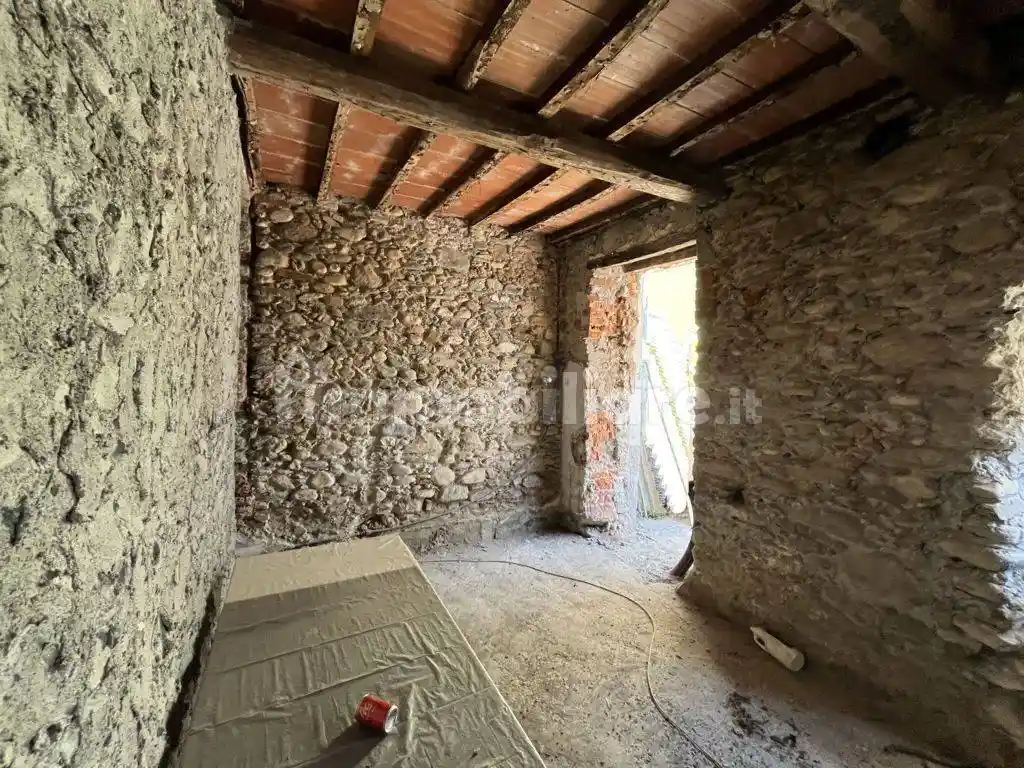 Appartamento in vendita a Massa