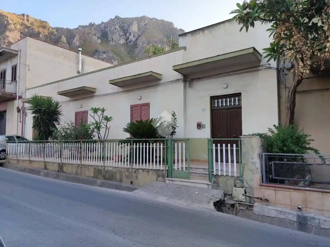 Appartamento in vendita a Palermo