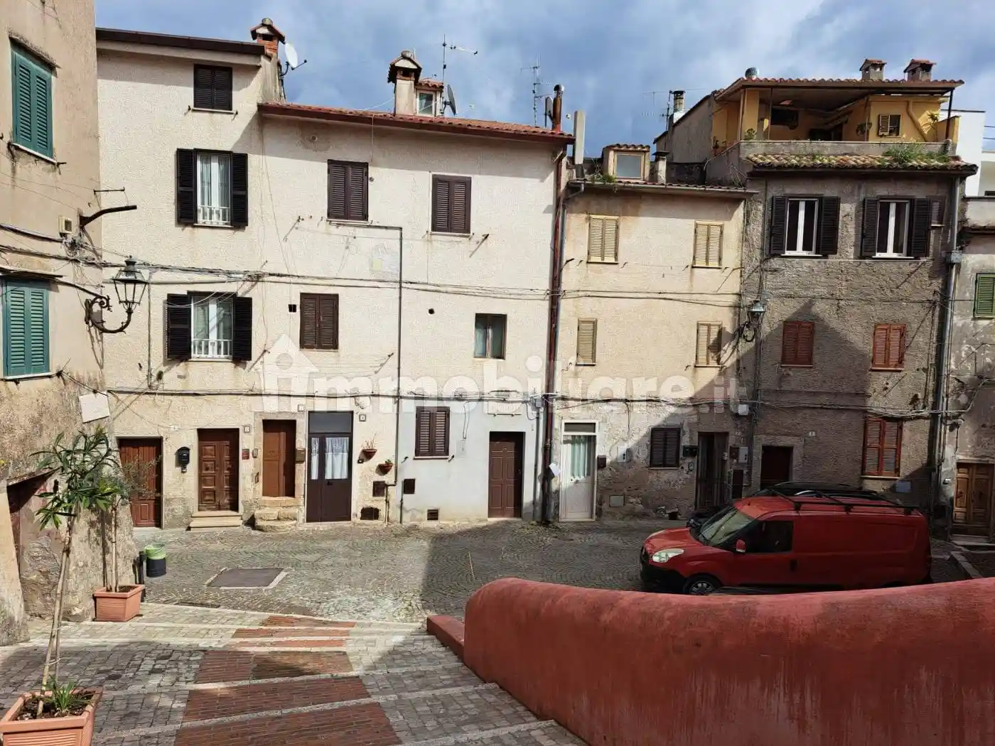 Appartamento in vendita a Norma