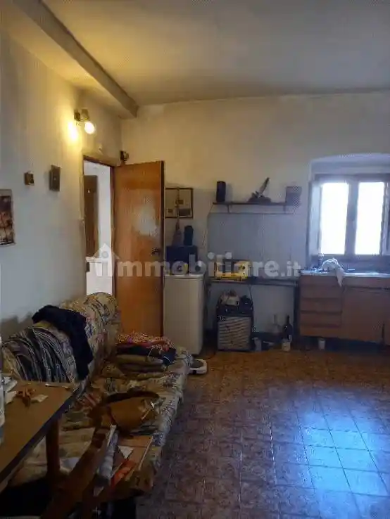 Appartamento in vendita a Bucine