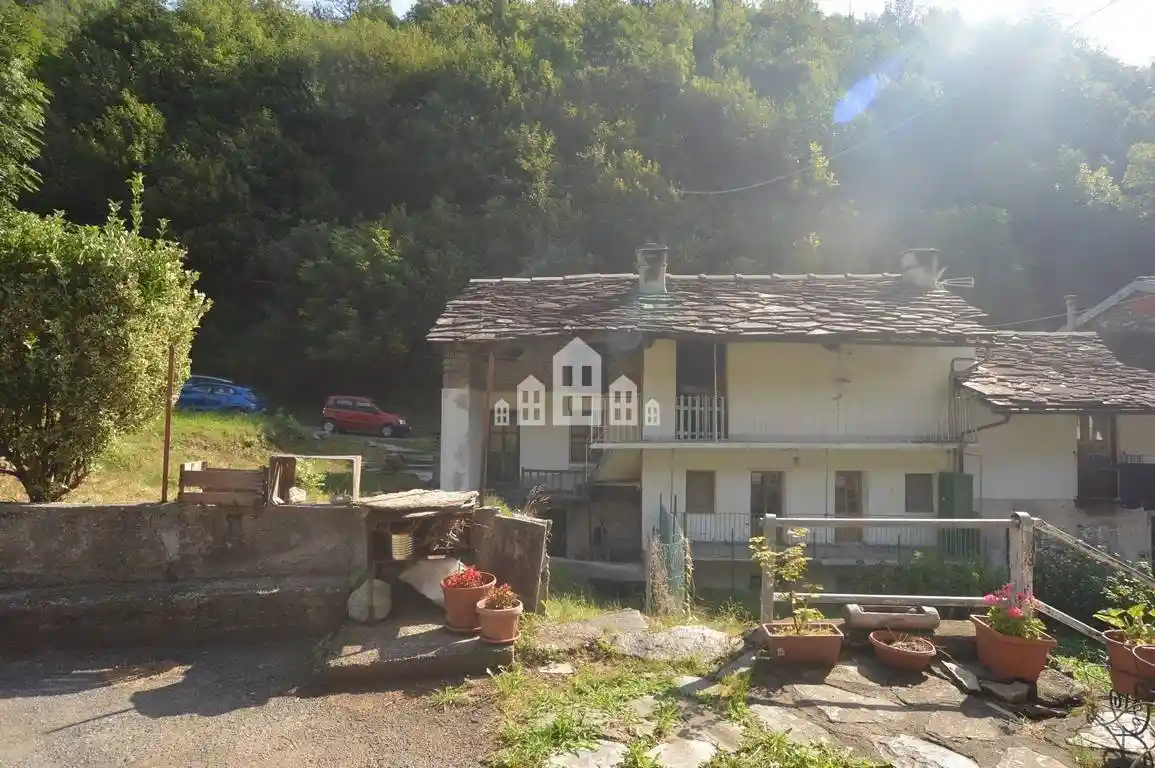 Rustico Borgata Drisciot 8, Centro, Locana - foto 2
