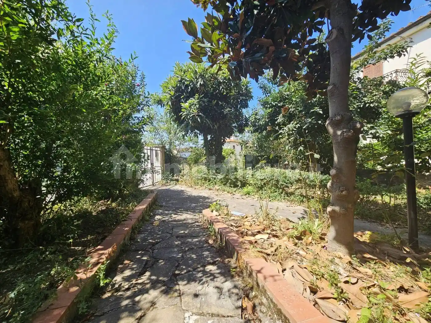 Casa indipendente in vendita a Reggello