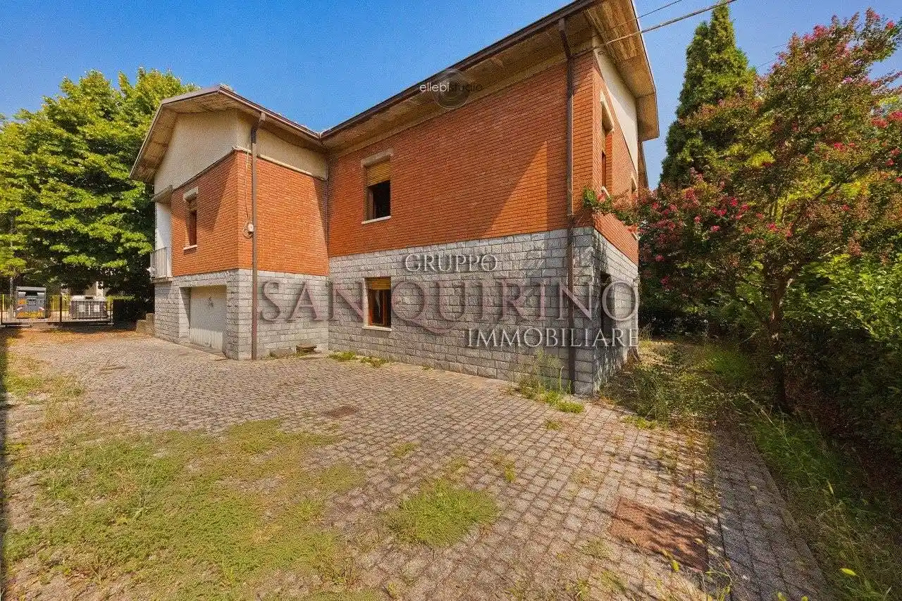 Villa in vendita a Sassuolo