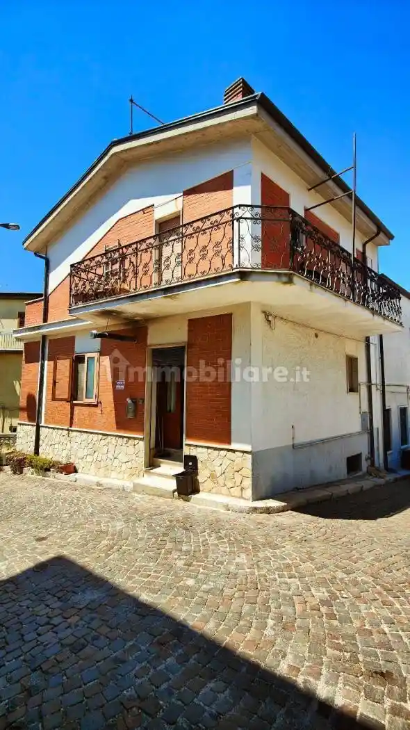 Casa indipendente in vendita a Orsara di Puglia