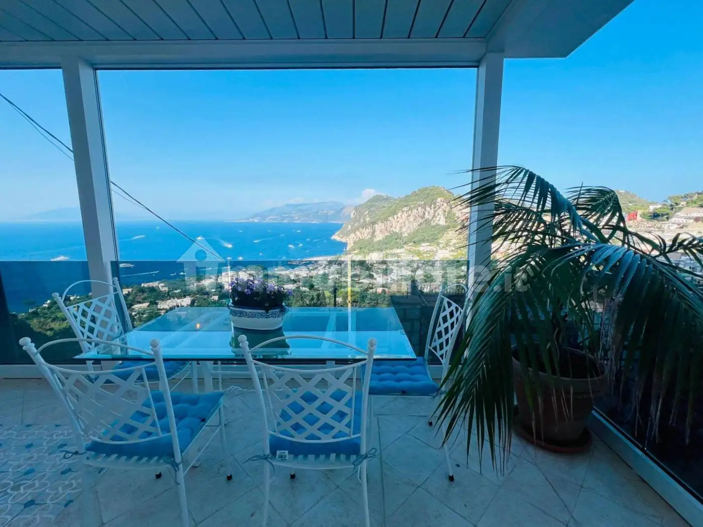 Appartamento in affitto a Capri