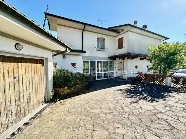 Villa in vendita a Massarosa