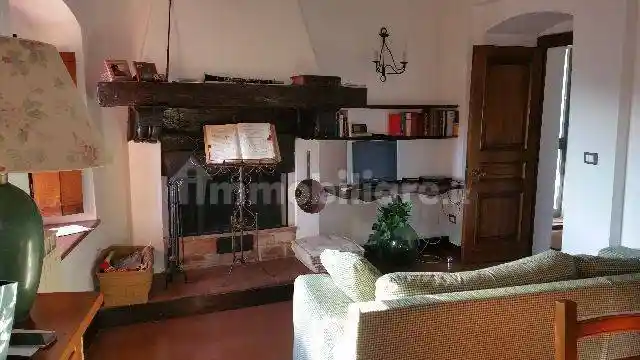 Casa indipendente in vendita a Ameglia