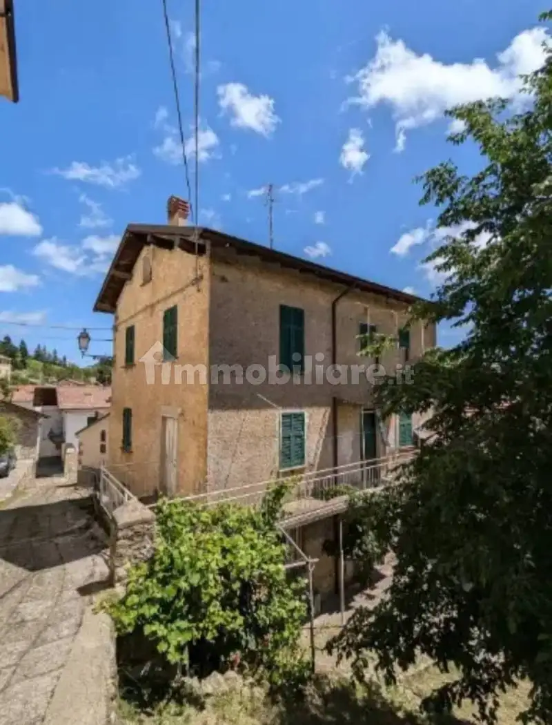 Casa indipendente in vendita a Ottone