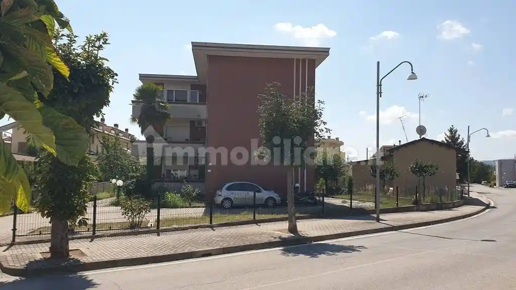 Appartamento viale Roma 153, Centro, Nereto - foto 2