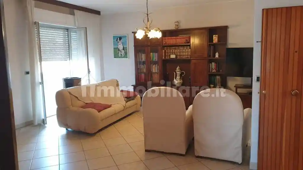 Appartamento viale Roma 153, Centro, Nereto - foto 4