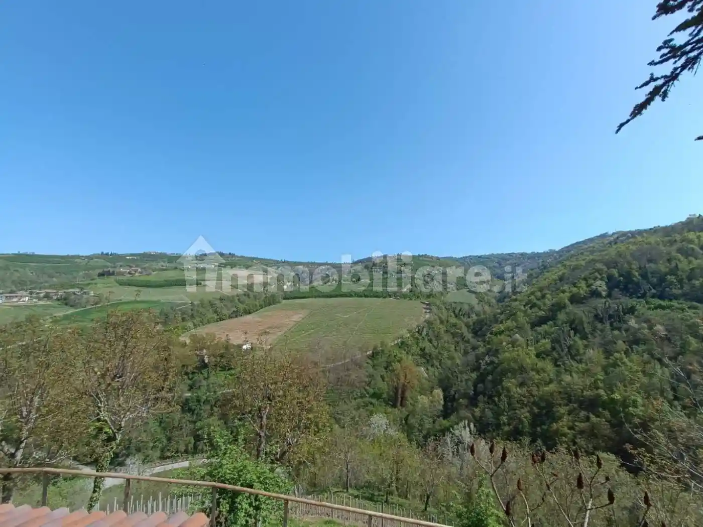 Rustico - Casale in vendita a Alba