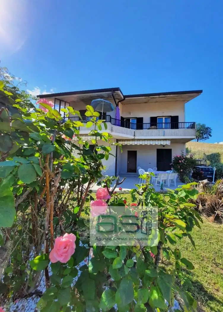 Villa in vendita a Tortoreto