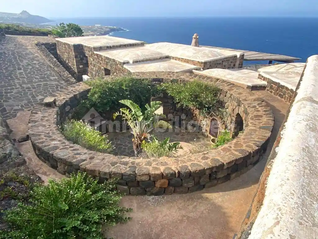 Villa in vendita a Pantelleria