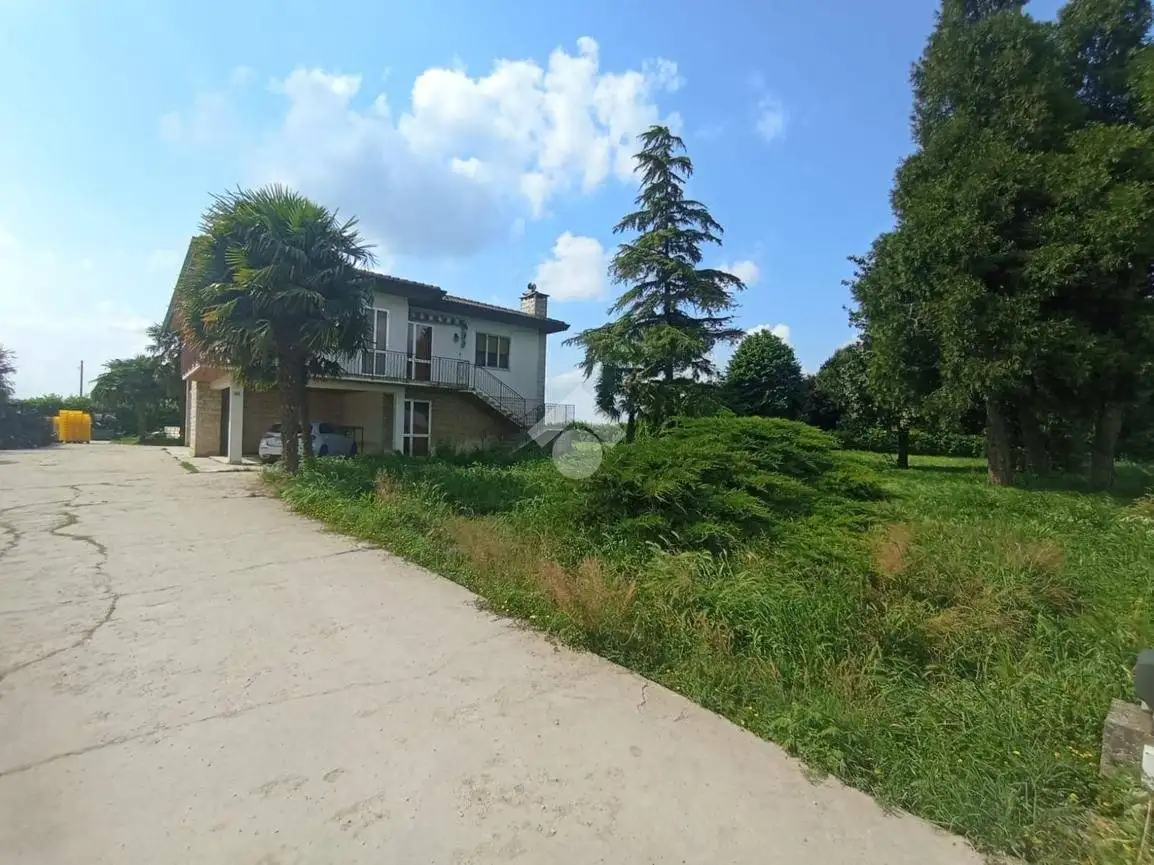 Casa indipendente in vendita a Boara Pisani