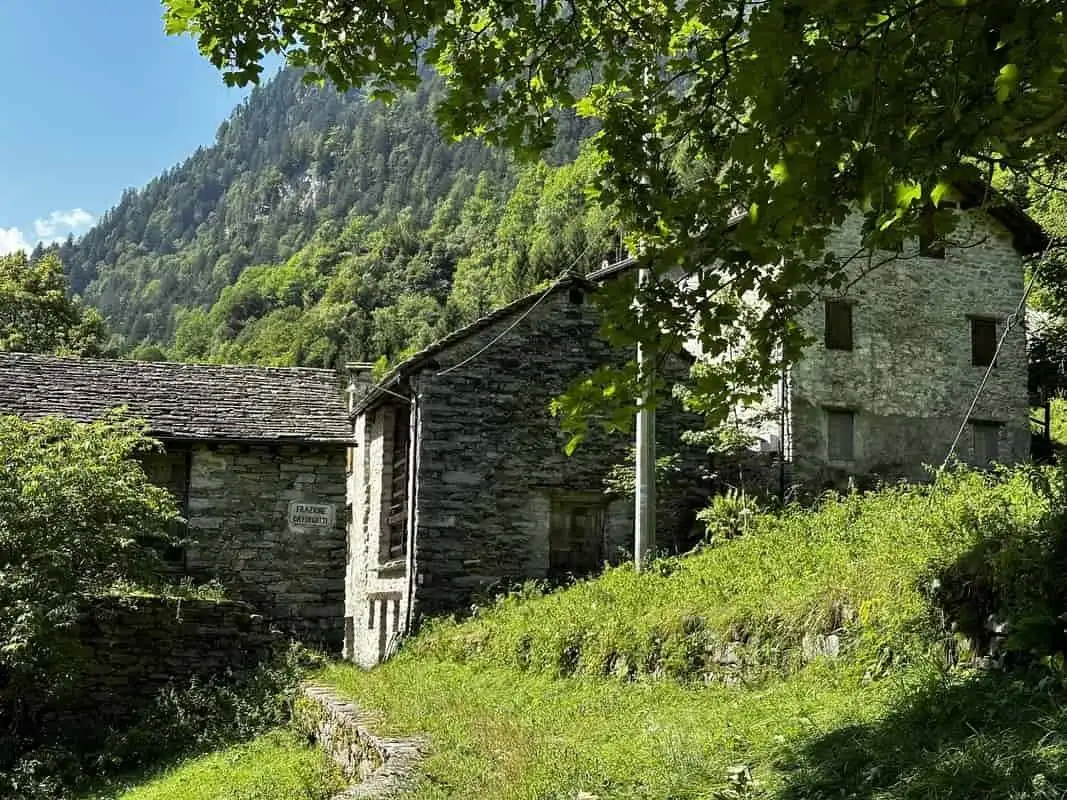 Terratetto unifamiliare frazione Balmelle di Ferrate, Alto Sermenza - foto 5