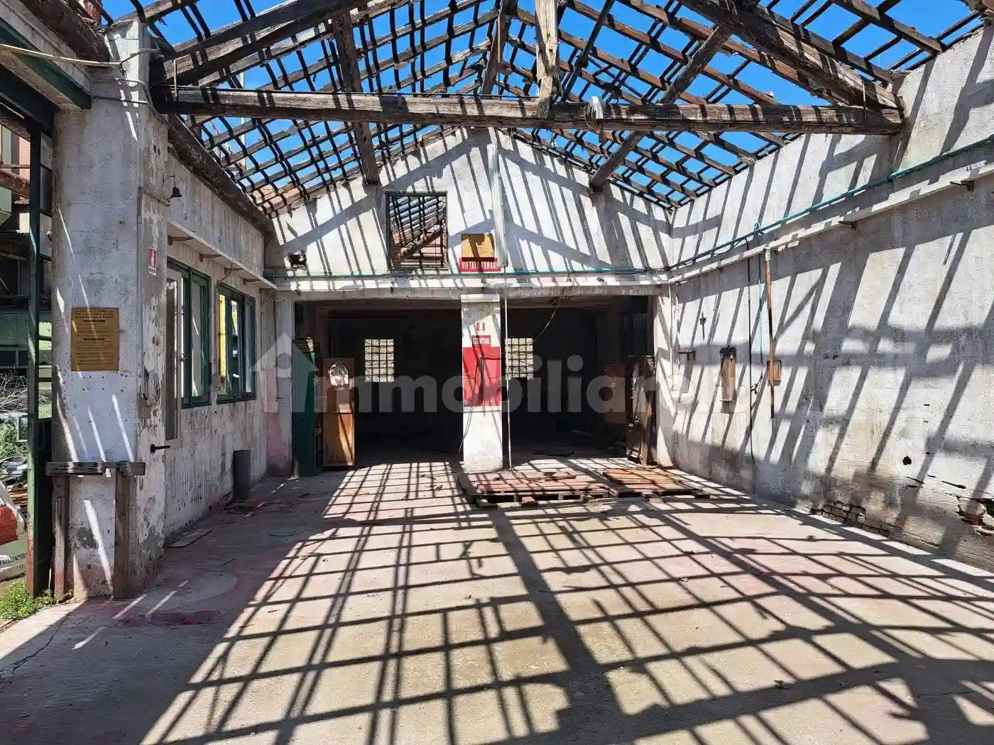 Palazzo - Edificio - foto 2