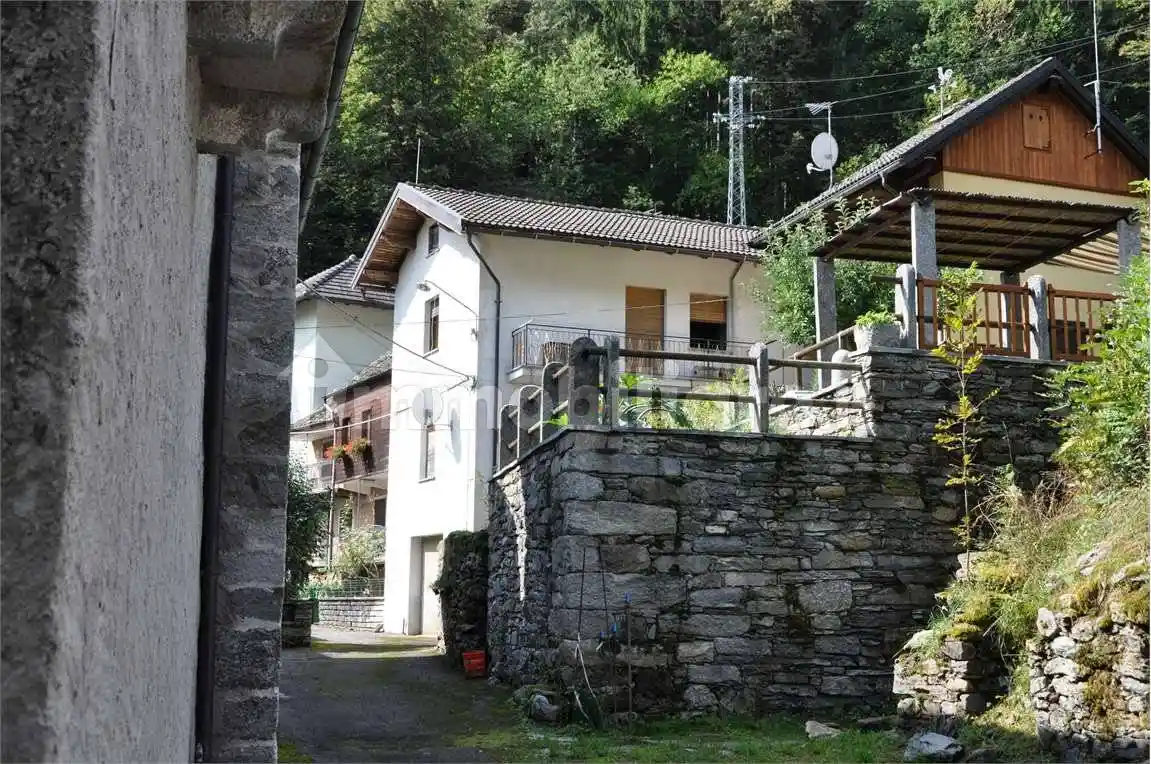 Casa indipendente in vendita a Antrona Schieranco