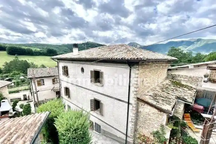 Casa indipendente in vendita a Leonessa