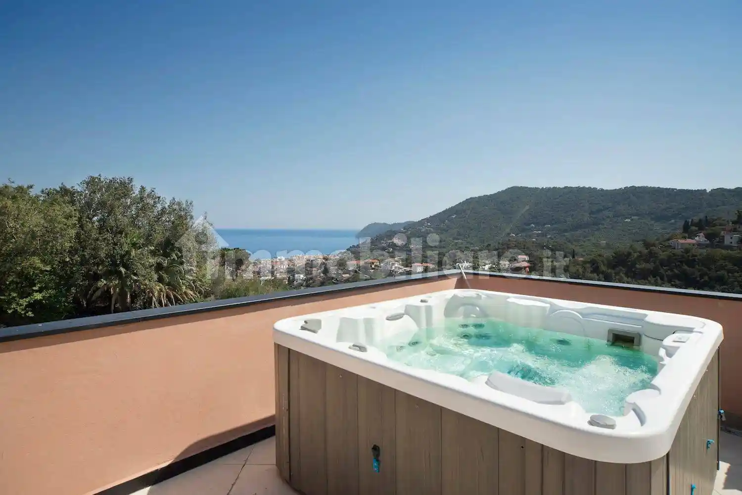 Attico - Mansarda in vendita a Alassio