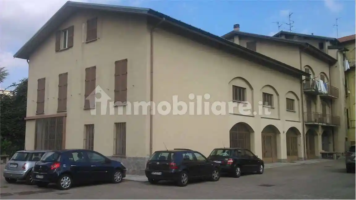 Palazzo - Edificio in vendita a Como