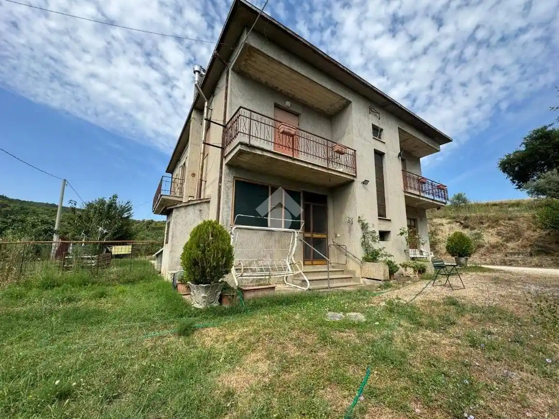 Rustico - Casale in vendita a Bevagna