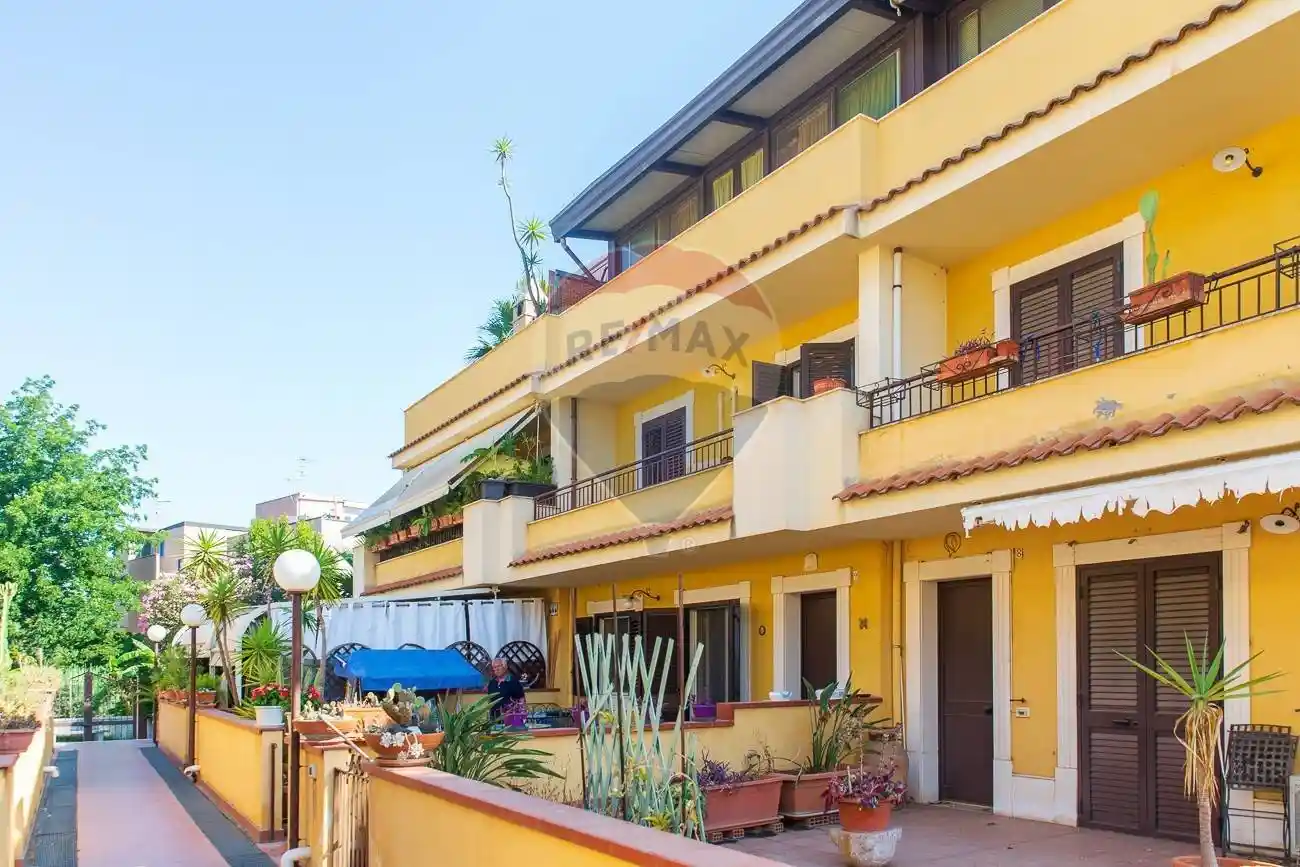 Villetta a schiera in vendita a Giardini-Naxos