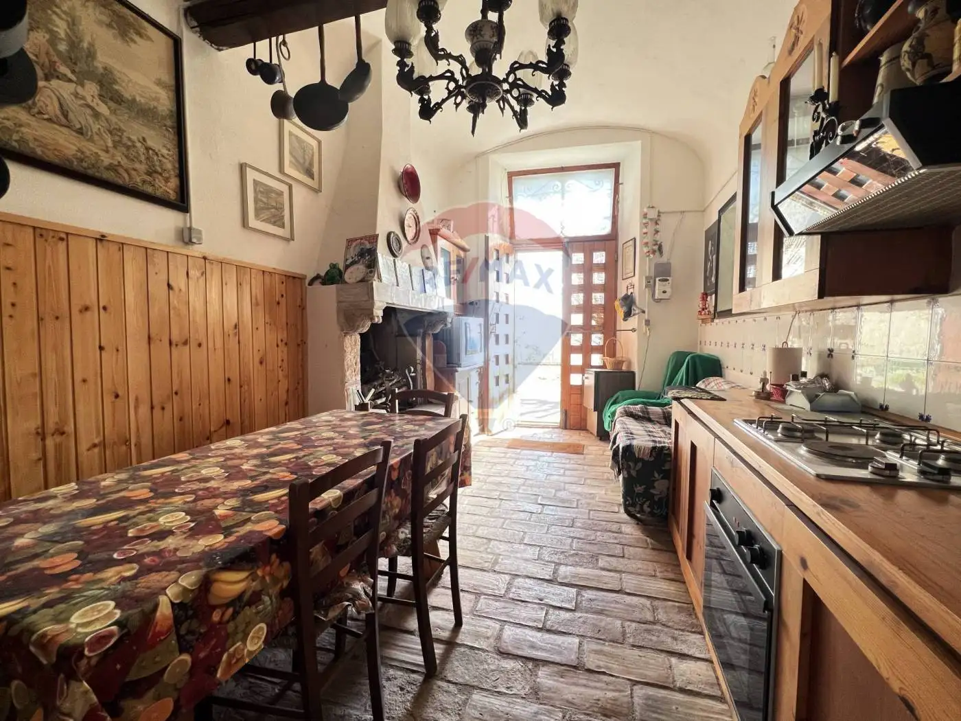 Bilocale via trainara 21, Centro, Calascio - foto 3