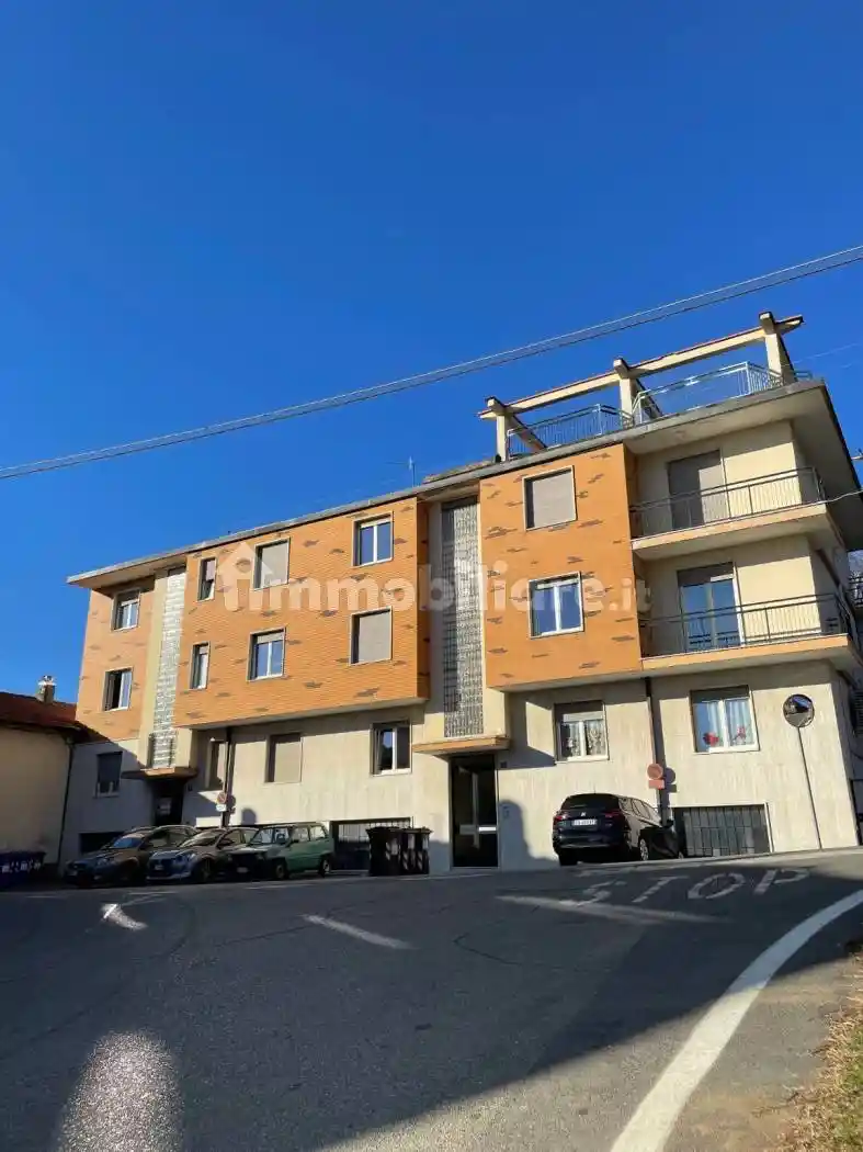 Bilocale via Adolfo Ghella 52, Colleretto Castelnuovo - foto 2