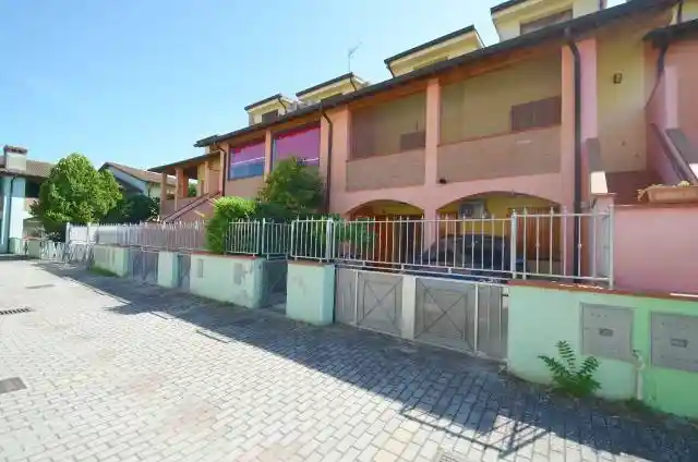 Villa in vendita a Comacchio