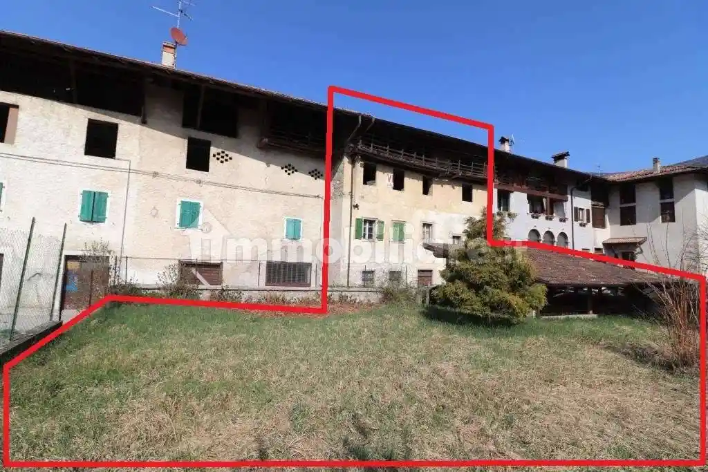 Casa indipendente in vendita a Comano Terme