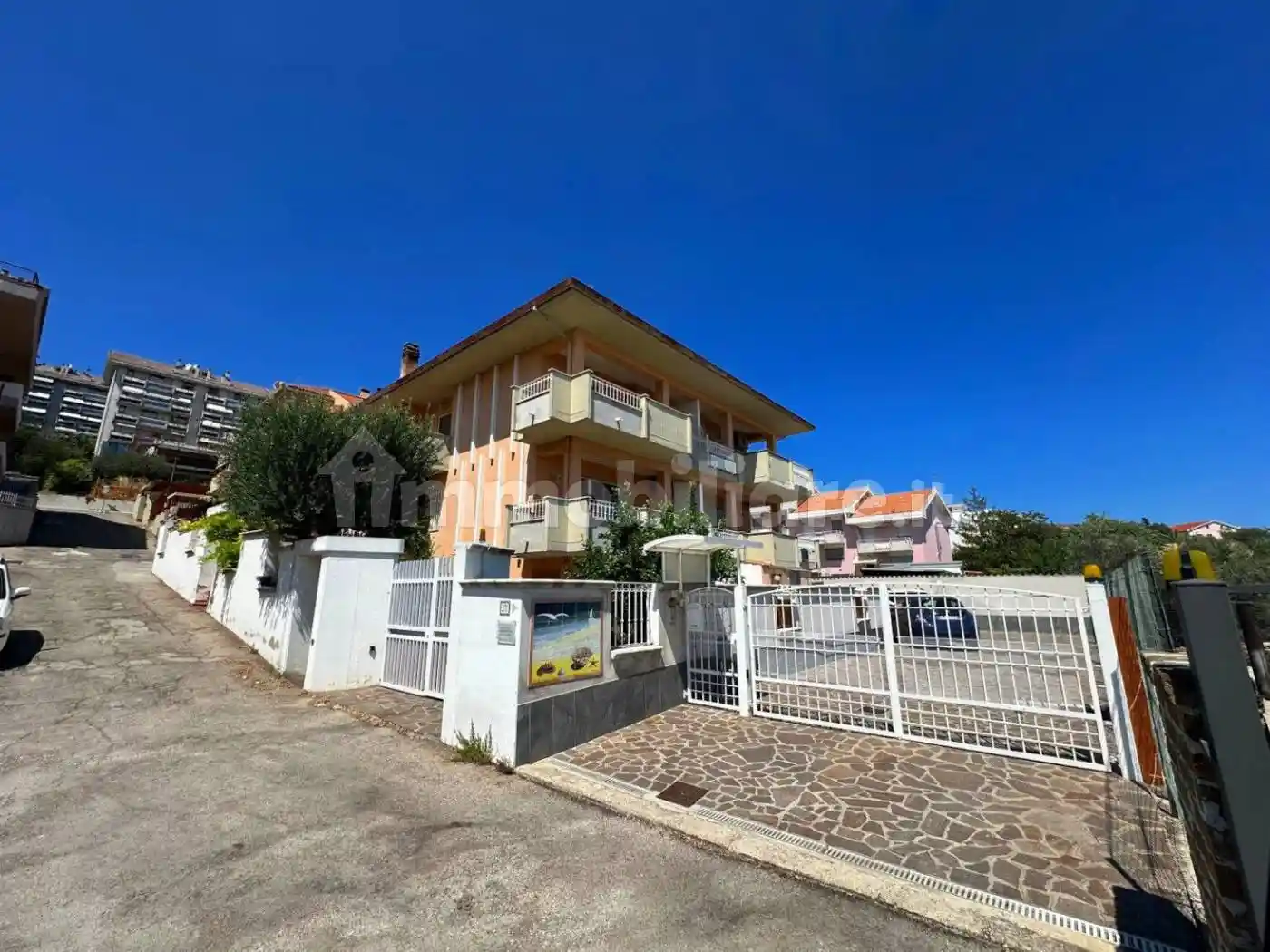 Villa bifamiliare Strada Catani 37, Colli Innamorati - Madonna, Pescara - foto 2