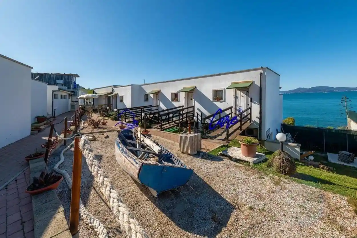 Palazzo - Edificio in vendita a Piombino