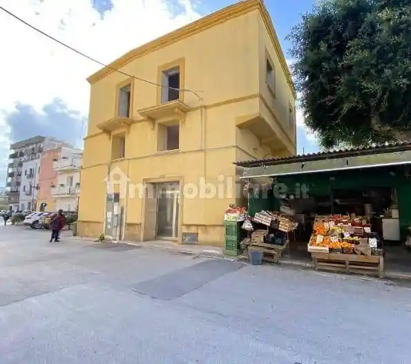 Palazzo - Edificio in vendita a Marsala