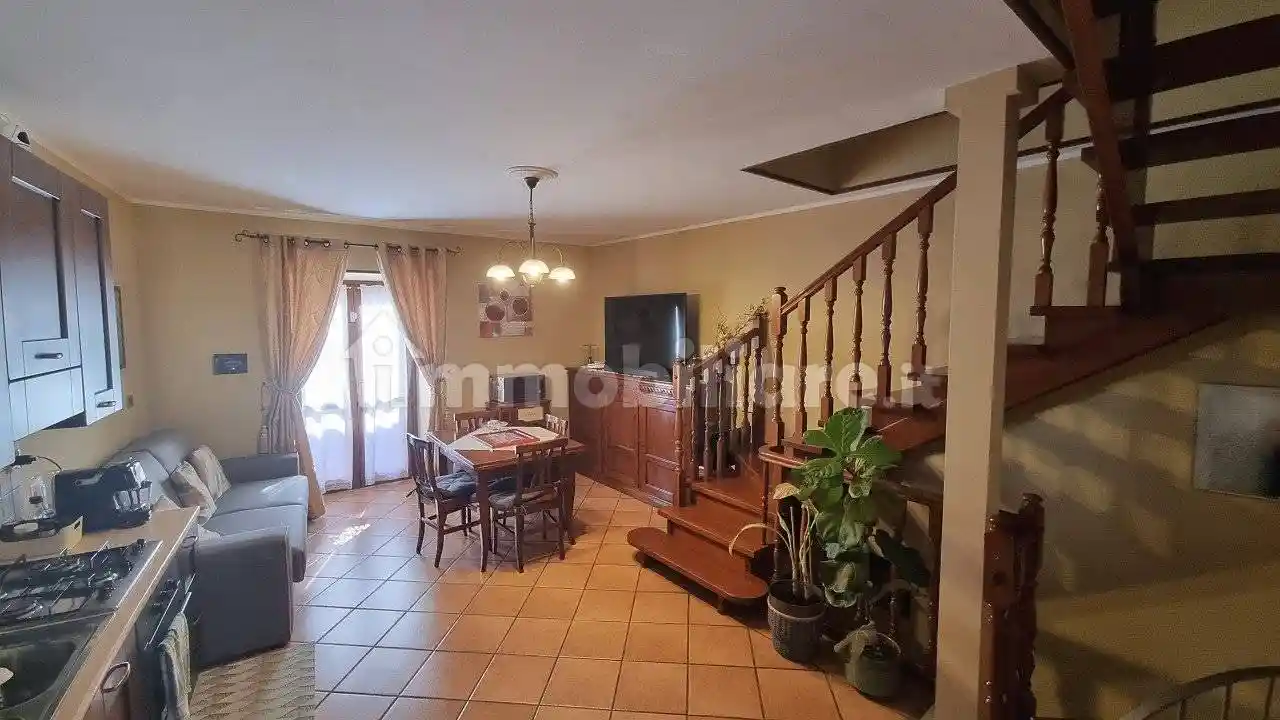 Appartamento in vendita a Gattinara